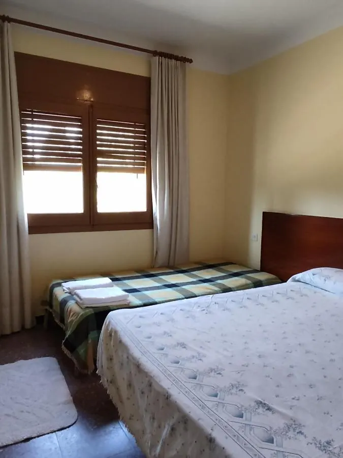 Hostal Brindis Viladamat