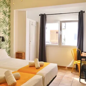 https://nanit-rooms-ibiza.balearic-islands.net
