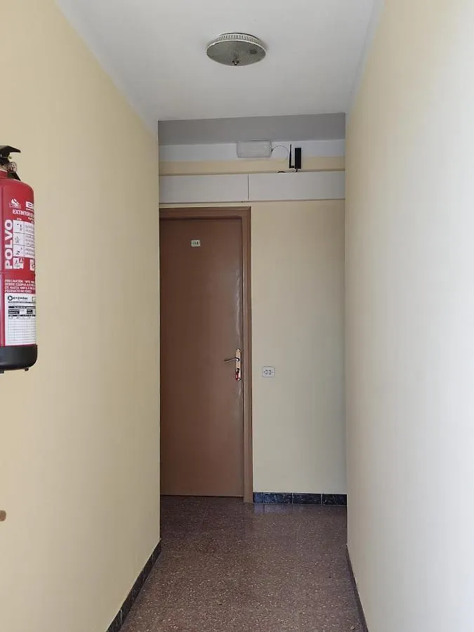 Guest house Hostal Brindis Viladamat